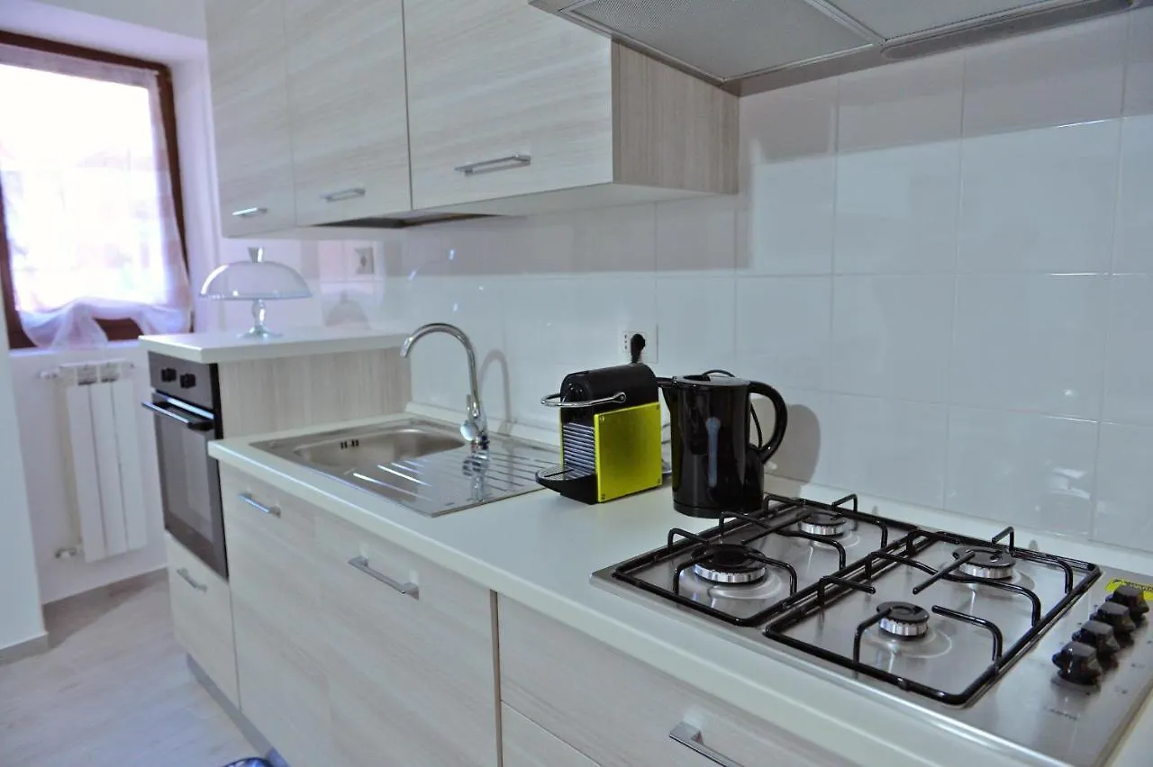 Ferienhaus Villa Casa Carma Porto Ceresio Italien