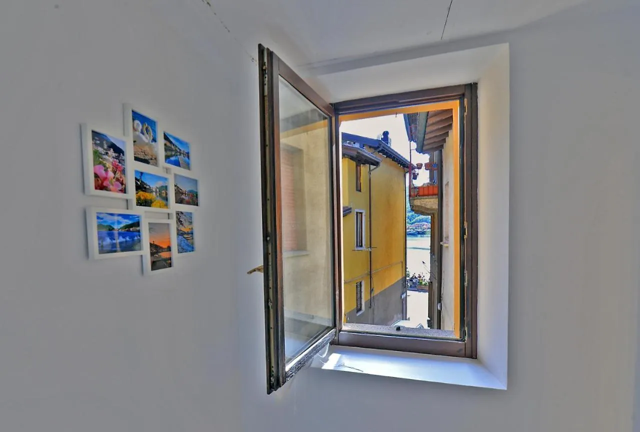 Villa Casa Carma Porto Ceresio Italien